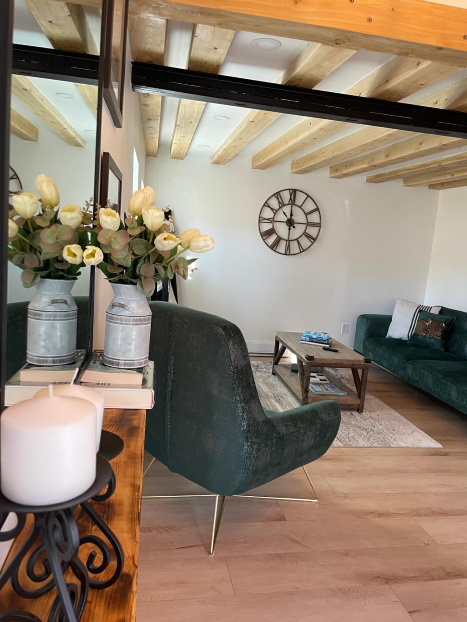 Cozy Cottage Style House คิทเชอเนอร์ ภายนอก รูปภาพ